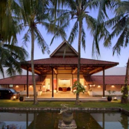 Grand Elty Krakatoa Hotel Kalianda Buitenkant foto