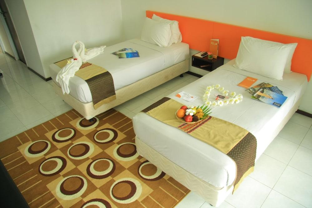 Grand Elty Krakatoa Hotel Kalianda Buitenkant foto