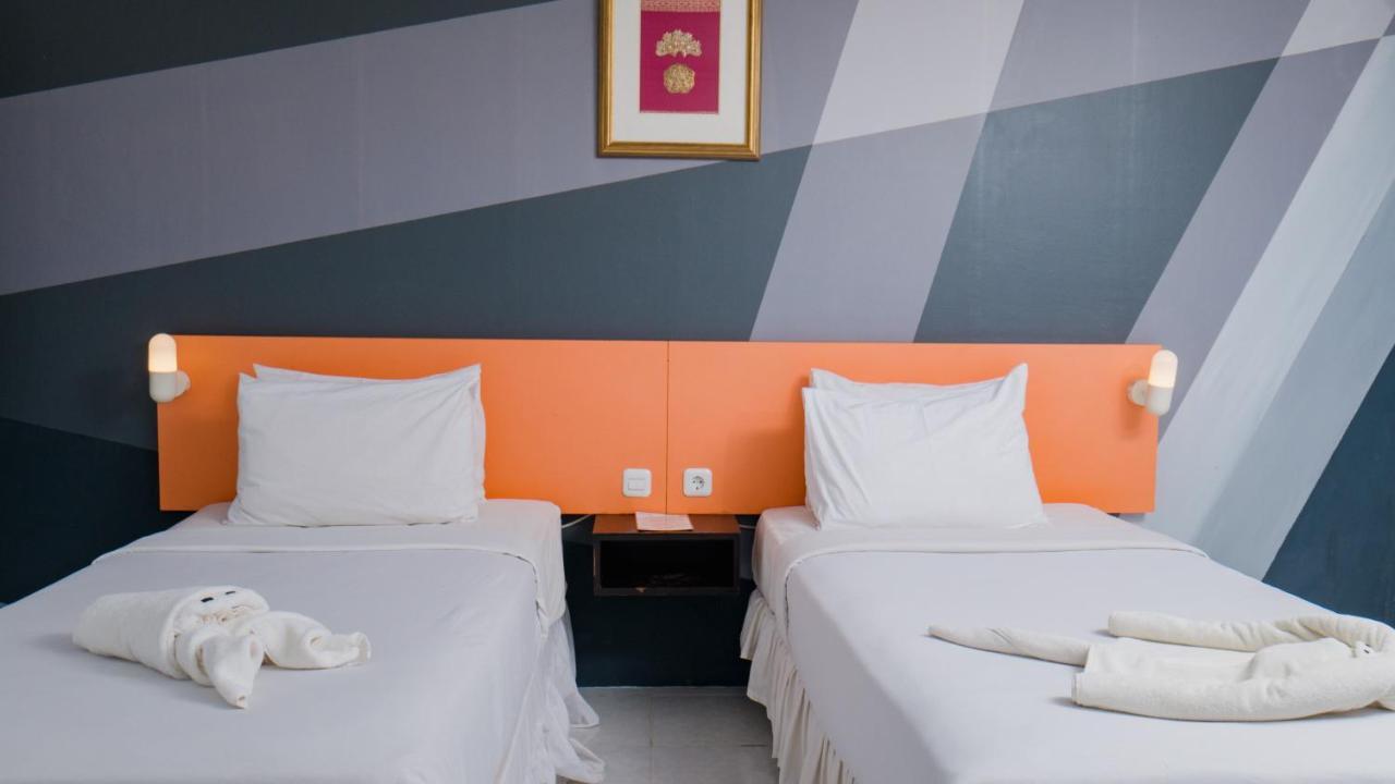 Grand Elty Krakatoa Hotel Kalianda Buitenkant foto