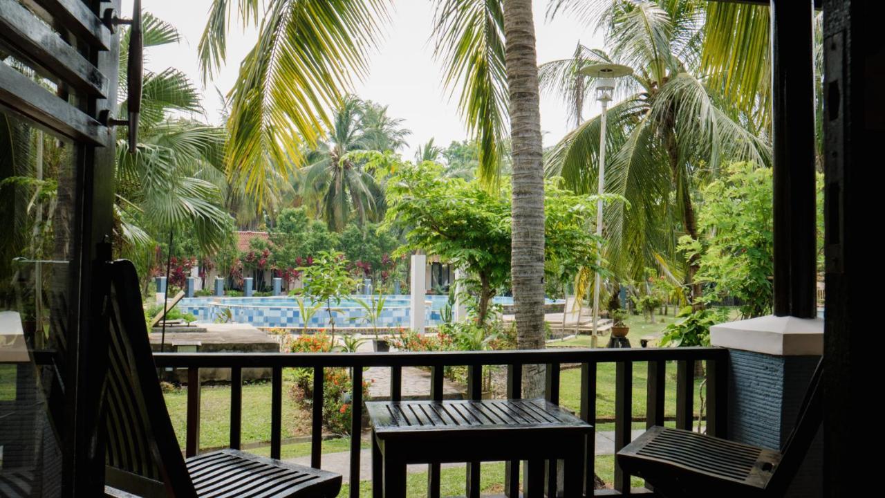 Grand Elty Krakatoa Hotel Kalianda Buitenkant foto