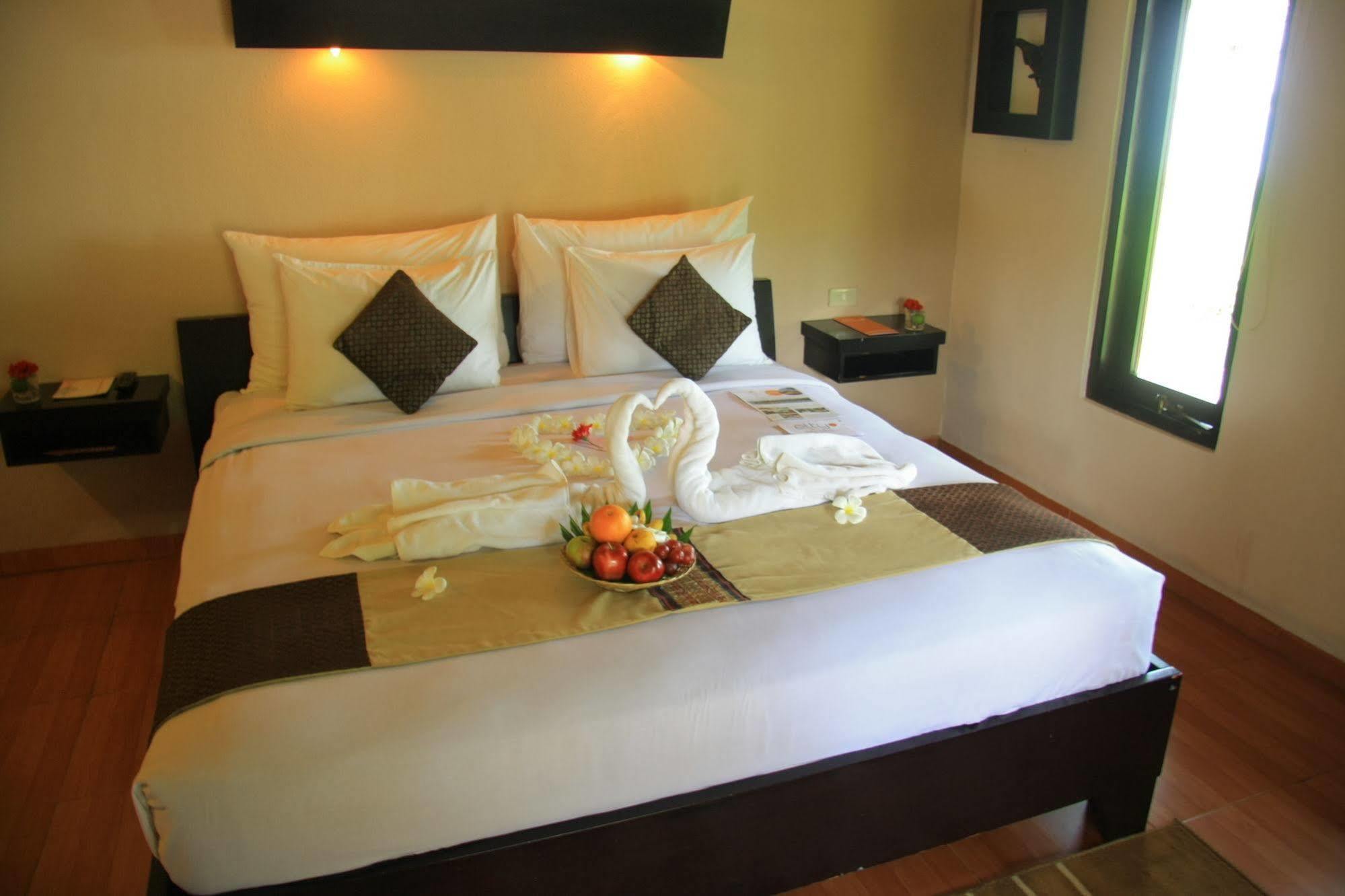 Grand Elty Krakatoa Hotel Kalianda Buitenkant foto