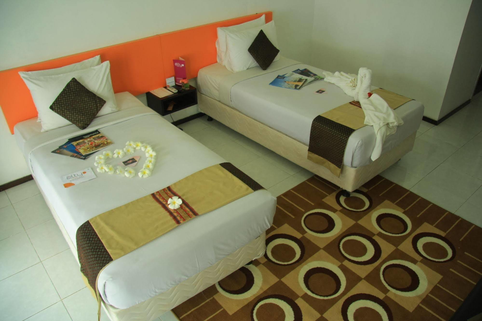 Grand Elty Krakatoa Hotel Kalianda Buitenkant foto